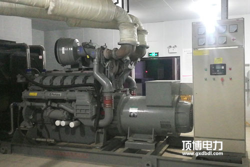 300KW帕金斯广西顶博发电机组制造