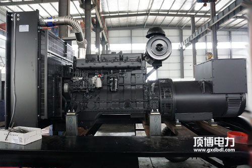 广西顶博发电机组制造部件机油滤清器如何拆换滤芯?